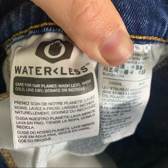 Levi's® 502 Regular Tapered Fit Jeans medium wash 30x32 - Picture 9 of 11